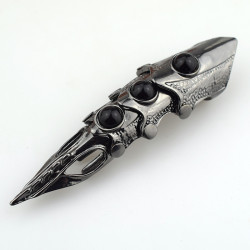 Silver Ring Vampire Claw...